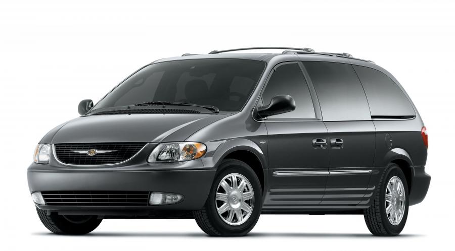  Chrysler Town & Country 2001 года  (фото 10 из 18)